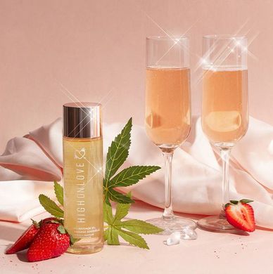 Масажна олія HighOnLove Massage Oil - Strawberry & Champagne (120 мл) з маслом насіння конопель SO3052 фото